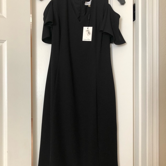 Calvin Klein Cold Shoulder Black Dress / Size 6 / NEW - Picture 3 of 9